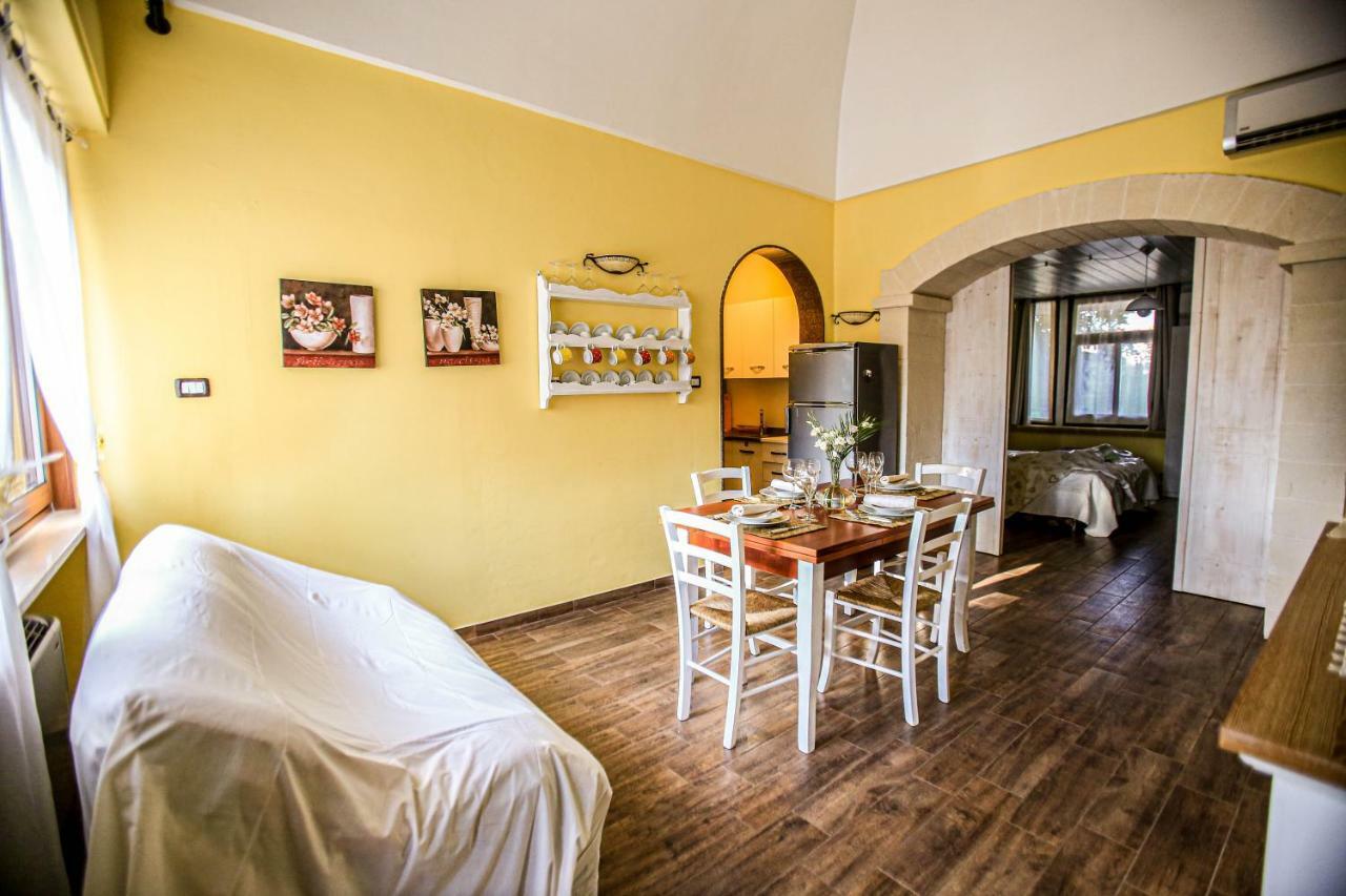 La Casina - Salento Vacation Rental San Michele Salentino Bagian luar foto